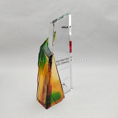 水晶禮品, 水晶紀念品, 水晶獎座, 水晶獎盃, 水晶座, 水晶杯, 水晶獎牌, 水晶紙鎮, 琉璃水晶, 訂製水晶座, 訂造水晶, 紀念座, 雕刻水晶, 3D水晶, 印刷水晶