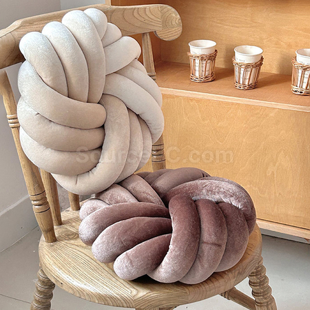 客製化三股繩盤花圓形靠枕禮品