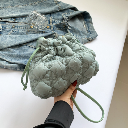 客製化菱格抽繩束口雲朵包禮品